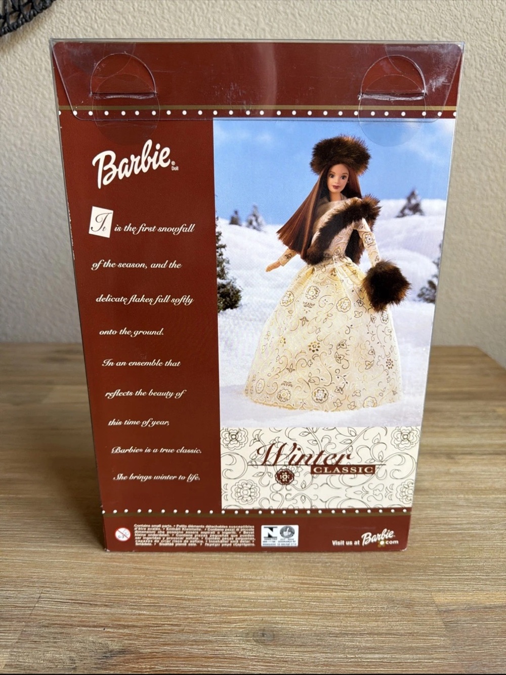2001 Mattel Barbie Winter Classic Special Edition Faux Fur Vintage 52996 - Picture 5 of 8